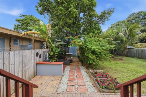 Villa ou maison à vendre à Miami, Floride: 3 chambres, 128.21 m2 № 1969761 - photo 22