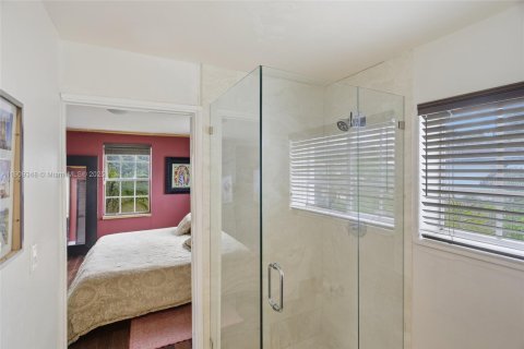 Villa ou maison à vendre à Miami, Floride: 3 chambres, 128.21 m2 № 1969761 - photo 18