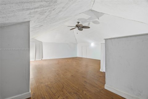 Villa ou maison à vendre à Miami, Floride: 3 chambres, 128.21 m2 № 1969761 - photo 21