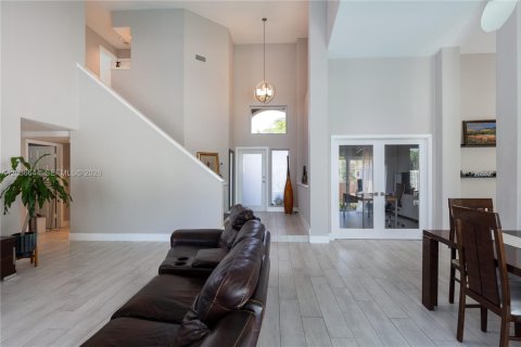 Villa ou maison à vendre à Weston, Floride: 4 chambres, 222.41 m2 № 2084869 - photo 17