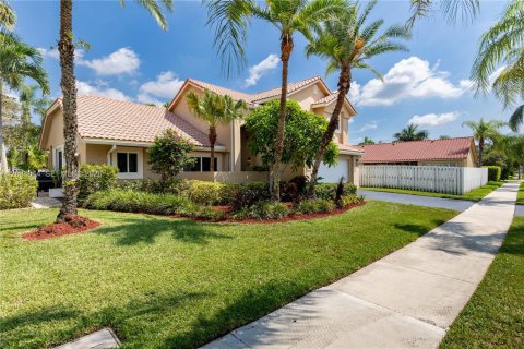 Villa ou maison à vendre à Weston, Floride: 4 chambres, 222.41 m2 № 2084869 - photo 3
