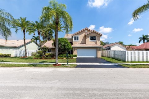 Villa ou maison à Weston, Floride 4 chambres, 222.41 m2 № 2084869