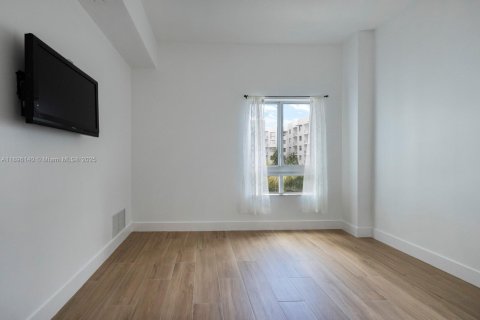 Condominio en venta en Miami, Florida, 2 dormitorios, 117.06 m2 № 2013857 - foto 13