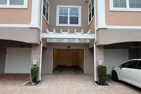 Condominio en venta en Orlando, Florida, 1 dormitorio, 87.79 m2 № 2216004 - foto 3