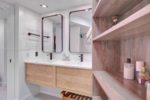 Купить кондоминиум в Авентура, Флорида 2 спальни, 105.91м2, № 1731341 - фото 21