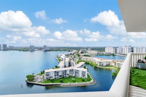 Купить кондоминиум в Авентура, Флорида 2 спальни, 105.91м2, № 1731341 - фото 25