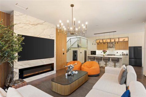 Villa ou maison à vendre à Tampa, Floride: 5 chambres, 288.55 m2 № 2359241 - photo 3