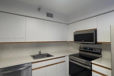 Copropriété à louer à Aventura, Floride: 2 chambres, 109.72 m2 № 1997156 - photo 21