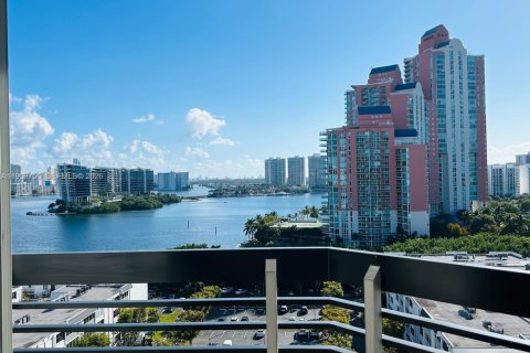 Condo à Aventura, Floride, 2 chambres  № 1997156