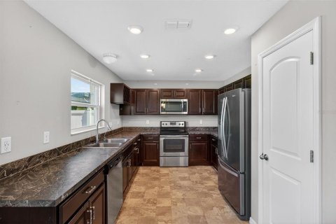 House in Riverview, Florida 3 bedrooms, 177.26 sq.m. № 2223134 - photo 8