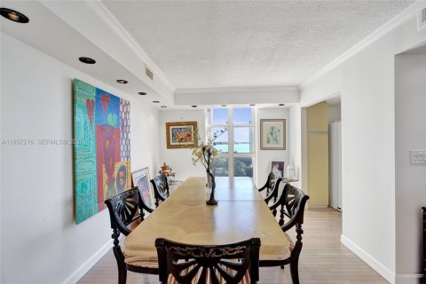 Купить кондоминиум в Майами, Флорида 2 спальни, 143.44м2, № 2017728 - фото 11