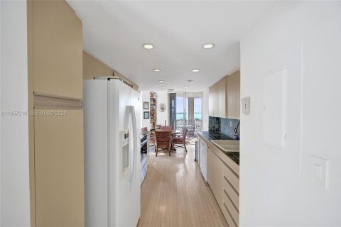 Купить кондоминиум в Майами, Флорида 2 спальни, 143.44м2, № 2017728 - фото 14