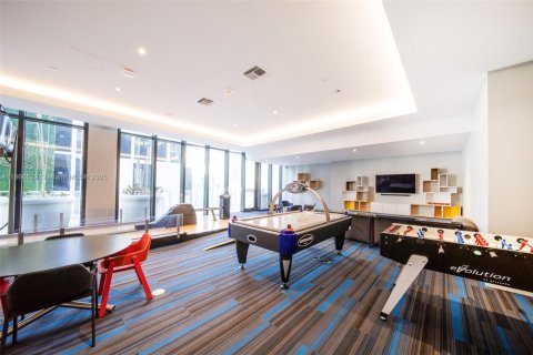 Condo in Miami, Florida  № 1924589 - photo 11