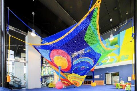 Condo in Miami, Florida  № 1924589 - photo 9