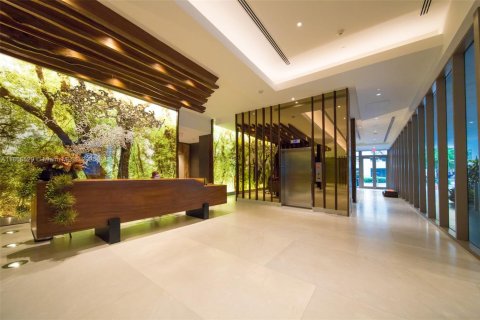 Condo in Miami, Florida  № 1924589 - photo 2