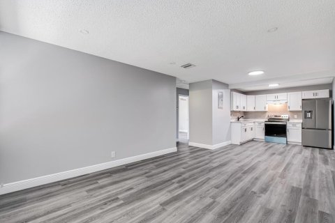 Immobilier commercial à vendre à Coral Springs, Floride: 296.82 m2 № 2248392 - photo 14