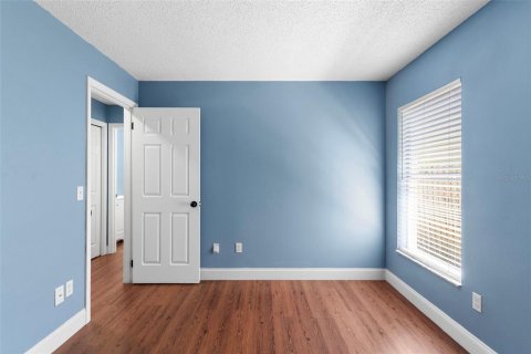 House in Orlando, Florida 3 bedrooms, 107.21 sq.m. № 2195555 - photo 13
