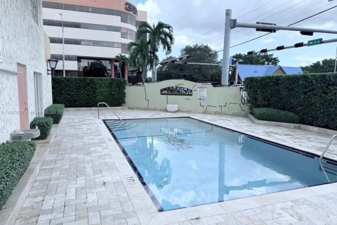 Купить кондоминиум в Майами, Флорида 1 спальня, 50.72м2, № 1929914 - фото 16