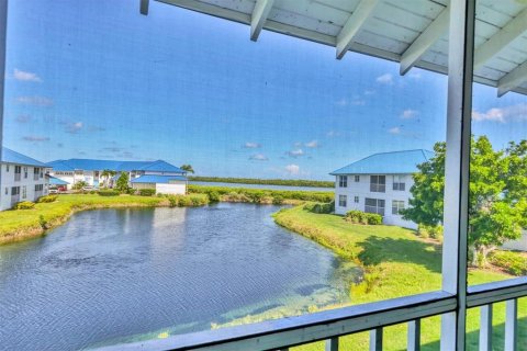 Copropriété à vendre à Bradenton, Floride: 2 chambres, 101.82 m2 № 1801325 - photo 18