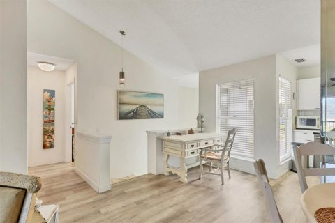 Copropriété à vendre à Bradenton, Floride: 2 chambres, 101.82 m2 № 1801325 - photo 5