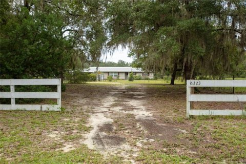 Villa ou maison à vendre à Keystone Heights, Floride: 3 chambres, 148.27 m2 № 2349641 - photo 2