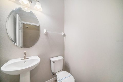 Townhouse in Lutz, Florida 3 bedrooms, 186.08 sq.m. № 1876050 - photo 9