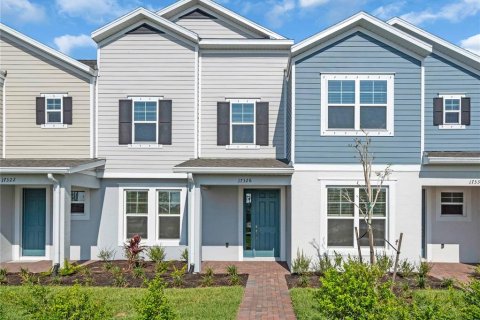 Adosado en venta en Apopka, Florida, 3 dormitorios, 170.94 m2 № 1886926 - foto 1