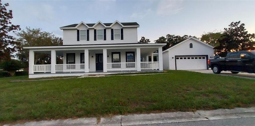 Casa en Haines City, Florida 3 dormitorios, 238.02 m2 № 1908860