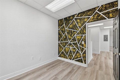 Propiedad comercial en alquiler en Clermont, Florida, 1379.41 m2 № 2111237 - foto 22