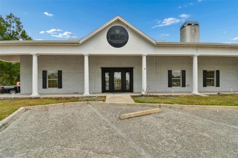 Propiedad comercial en alquiler en Clermont, Florida, 1379.41 m2 № 2111237 - foto 5