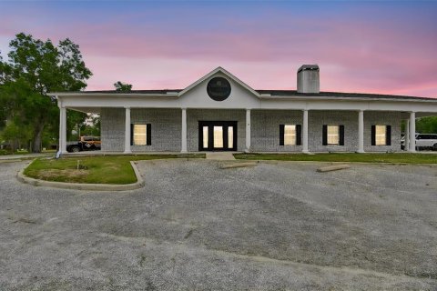 Propiedad comercial en Clermont, Florida 1379.41 m2 № 2111237