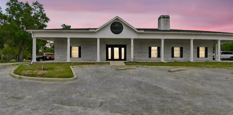 Propiedad comercial en Clermont, Florida 1379.41 m2 № 2111237
