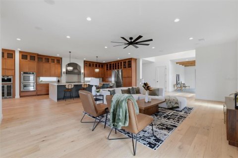 Villa ou maison à vendre à Tampa, Floride: 4 chambres, 374.4 m2 № 2408352 - photo 16