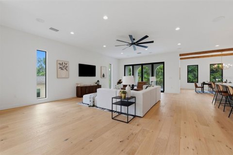 Villa ou maison à vendre à Tampa, Floride: 4 chambres, 374.4 m2 № 2408352 - photo 14