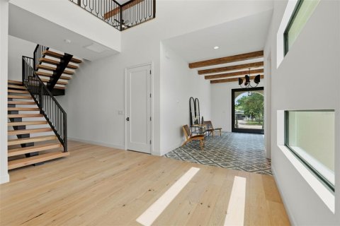 Villa ou maison à vendre à Tampa, Floride: 4 chambres, 374.4 m2 № 2408352 - photo 11