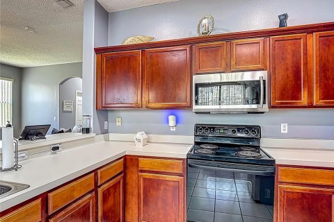 Villa ou maison à vendre à Kissimmee, Floride: 4 chambres, 284.37 m2 № 1791730 - photo 11