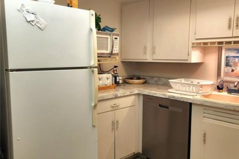Condominio en alquiler en Ocala, Florida, 2 dormitorios, 119.19 m2 № 1769093 - foto 8