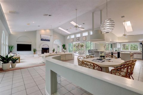House in Venice, Florida 4 bedrooms, 331.66 sq.m. № 1644130 - photo 20