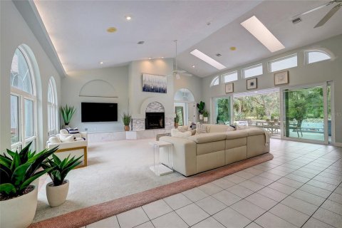 House in Venice, Florida 4 bedrooms, 331.66 sq.m. № 1644130 - photo 9