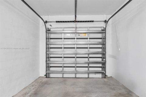 Villa ou maison à vendre à Pompano Beach, Floride: 3 chambres, 139.07 m2 № 1958472 - photo 26