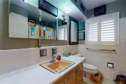 House in Largo, Florida 2 bedrooms, 97.92 sq.m. № 1903684 - photo 5