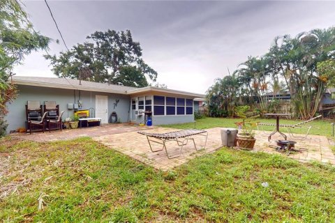 House in Largo, Florida 2 bedrooms, 97.92 sq.m. № 1903684 - photo 20