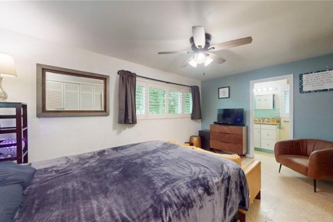 House in Largo, Florida 2 bedrooms, 97.92 sq.m. № 1903684 - photo 3