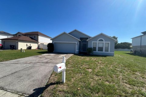 Villa ou maison à Winter Haven, Floride 4 chambres, 172.33 m2 № 2416655