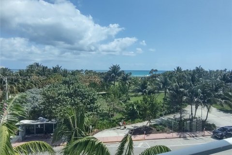 Condominio en alquiler en Miami Beach, Florida, 2 dormitorios, 134.24 m2 № 1889844 - foto 27