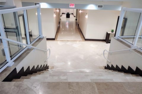 Condominio en alquiler en Miami Beach, Florida, 2 dormitorios, 134.24 m2 № 1889844 - foto 21