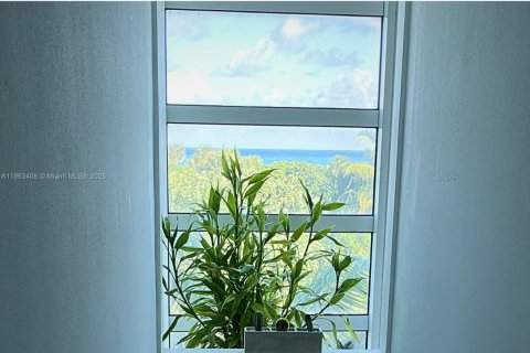 Condominio en alquiler en Miami Beach, Florida, 2 dormitorios, 134.24 m2 № 1889844 - foto 14