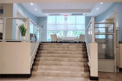 Condominio en alquiler en Miami Beach, Florida, 2 dormitorios, 134.24 m2 № 1889844 - foto 20