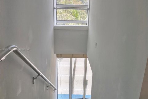 Condominio en alquiler en Miami Beach, Florida, 2 dormitorios, 134.24 m2 № 1889844 - foto 29