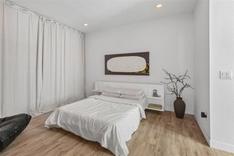 Villa ou maison à vendre à Tampa, Floride: 4 chambres, 213.95 m2 № 2223456 - photo 23